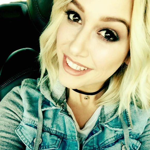 Meet your Posher, Haley - Picture 1 of 1